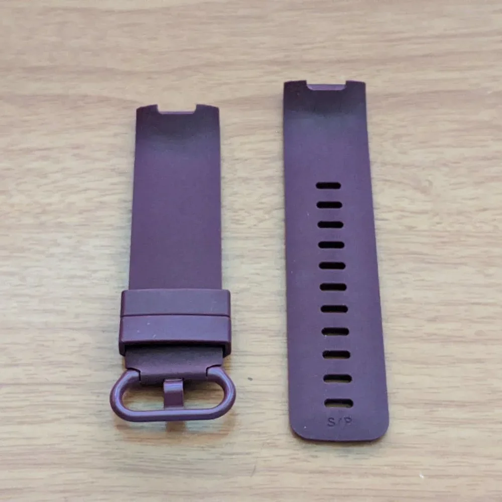 fitbit Charge Replacement Band (Burgundy)***